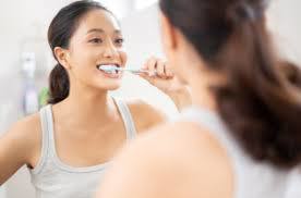Cách Vệ Sinh Răng Miệng Sau Khi Nhổ Răng